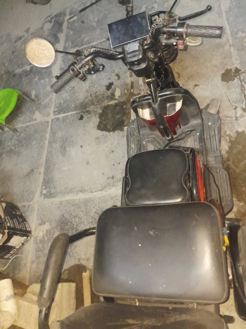 دراجه شحن ٣تايرات موديل ٢٠٢٤ اربع بطاريات سعر ٤٥٠ مكان بغداد الزعفرانيه تصال عل رقم ***********
