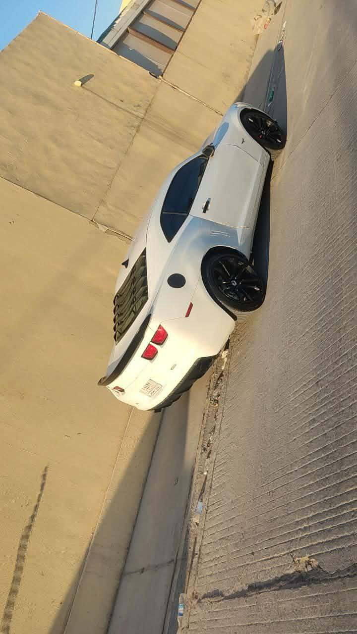 السلام عليكم اخوان للبيع بانسب سعر 🔥🔥للبيع او المراوس ✈️
كامورو 2011ss گير عادي 

مواصفاتها :

كير ومحرك رياضي جدا نضيف 

کهربائيات جاهزه من كلشي بدون اي نقص 

السيارة فول الفول 🔥

تبريد ثلج ❄️

تخم تايرات جديد ✈️

رقم نينوى مشروع وطني 

جاهزه من الطول للطول 

وملاحظة مهمه جدا البيبان سلايت يعني 

السعر المطلوب 80وبي مجال


**إذا كنت صاحب هذا الإعلان وتريد حذفه لأي سبب، رجاءا أرسل رسالة إلى الدعم الفني**