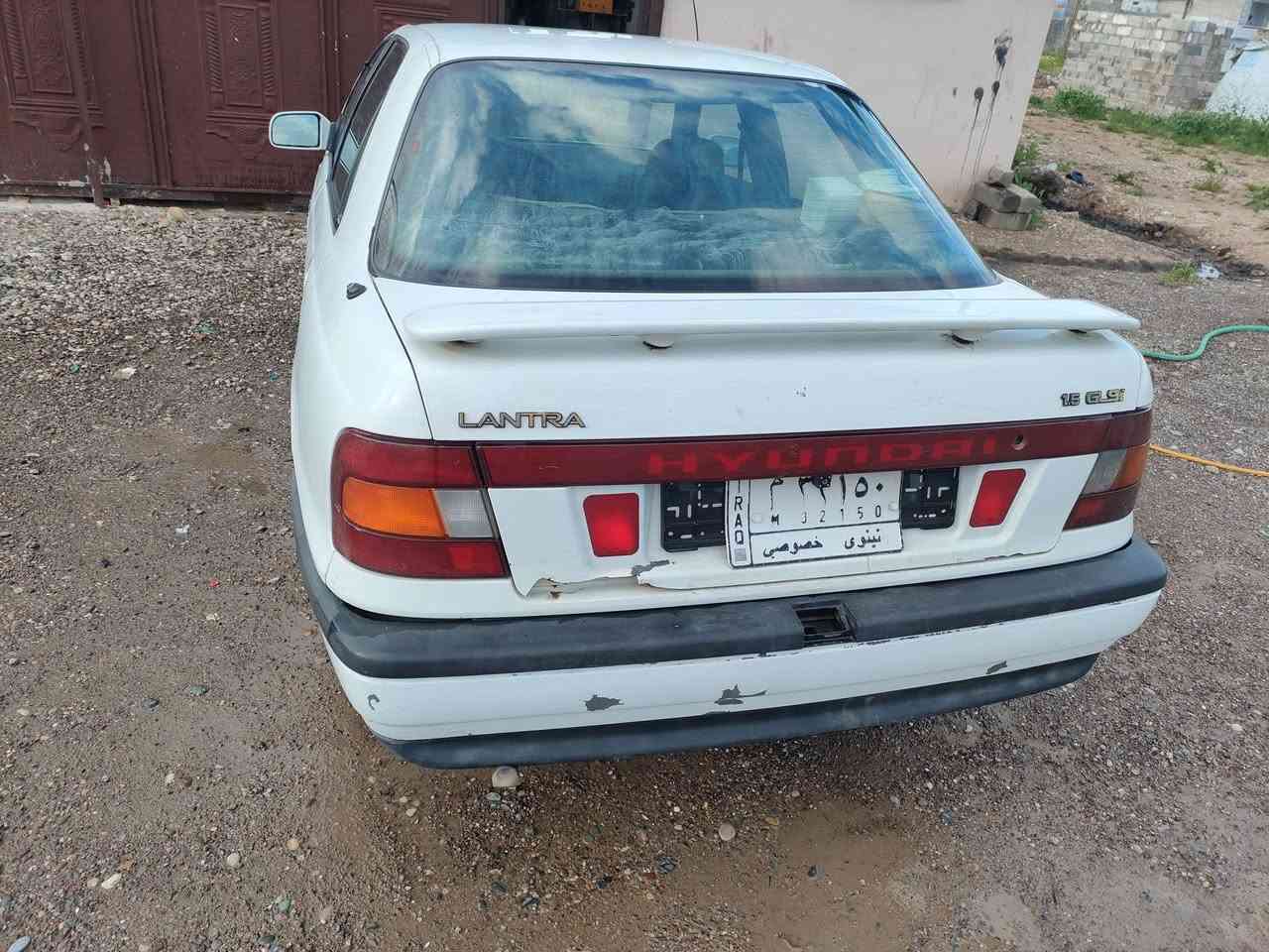 هونداي النترا موديل 1993 بدون صبغ تبريد شغال يحتاج بس غاز طخم تايرات جديد .السعر 32 بيها مجال الاتصال 
*********** كورك
*********** اسيا
