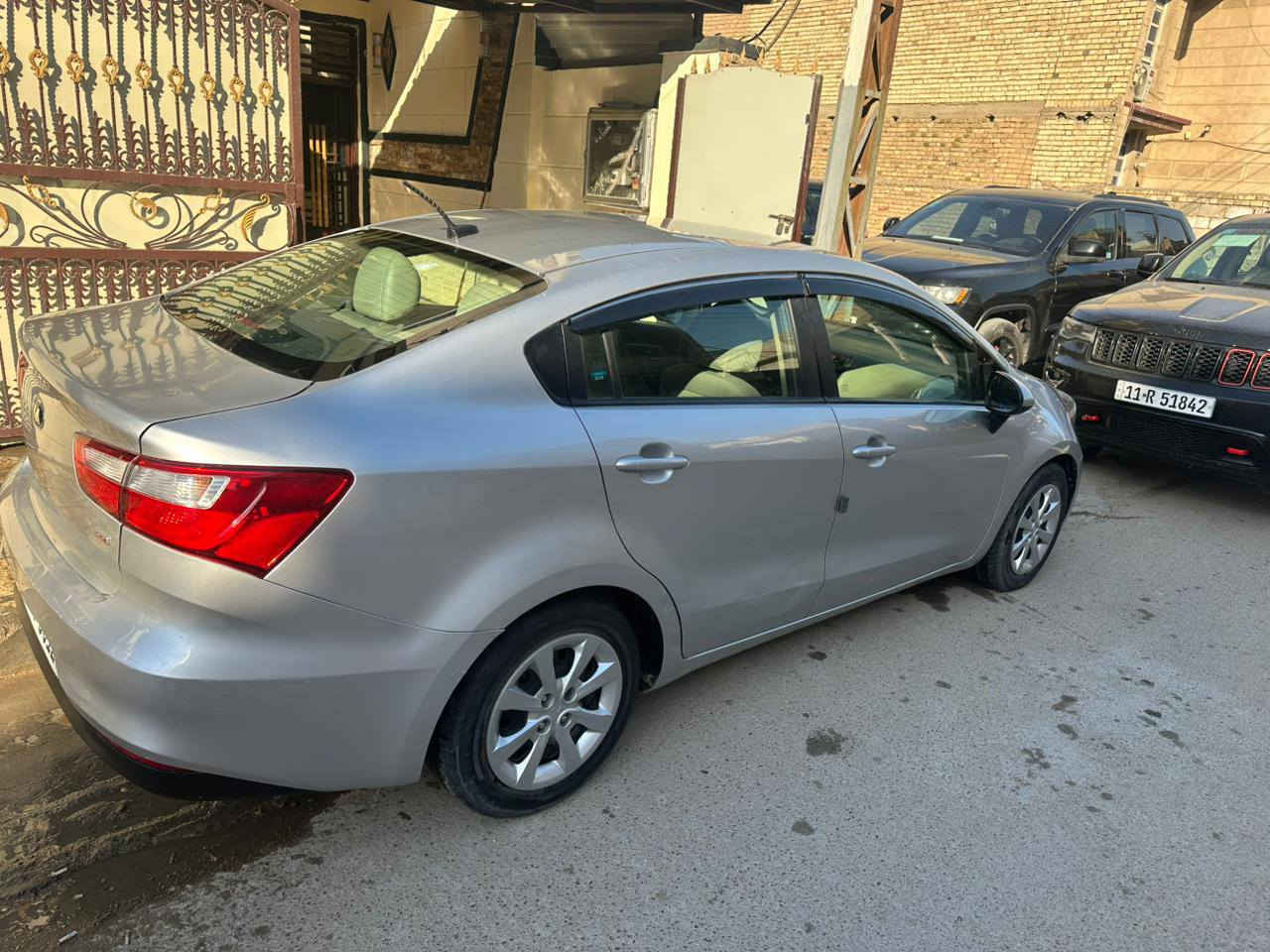 السلام وعليكم
كيه ريو وارد امريكي موديل 2017 ماشيه 89
سياره فووول نظيفه ما بيت سعره93  بيه مجال
‏‪***********‬‏ سونار داخل المنشور
