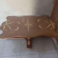 دواشك ٢ • ميز • شمعه