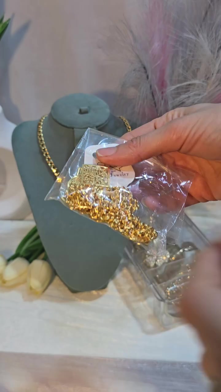 سيت فرفشه يجنن اسلامي قطع محدوده اخذي قطعتين والثالثه عليه عرض التخفيض🥰🥰🥰🥰🥰ز


**إذا كنت صاحب هذا الإعلان وتريد حذفه لأي سبب، رجاءا أرسل رسالة إلى الدعم الفني**