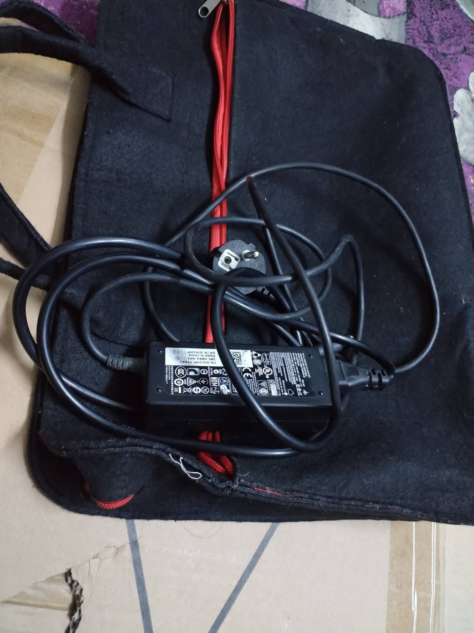 لابتوب dell جيل رابع معالج i5 رام 8 هارد hdd250 نظيف جداً فقط سماعة متشتغل ويا ماوس وجنطة وسماعة كيمنك وماوس باد وشاحنة اصلية سعر 135


**إذا كنت صاحب هذا الإعلان وتريد حذفه لأي سبب، رجاءا أرسل رسالة إلى الدعم الفني**