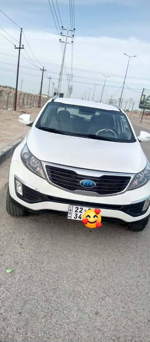 سلام عليكم سبورتج موديل ٢٠١٣ خليجي حددايه وتايرات وتبريد شرط كفاله سونار موجود سياره حلووه وجاهزه مال جناي رقم اربيل سنويه جديده ورقم جديد السعر ١٤٣ وبيه مجال الشراي يتصل على الرقم *********** مكان السياره الديوانية
