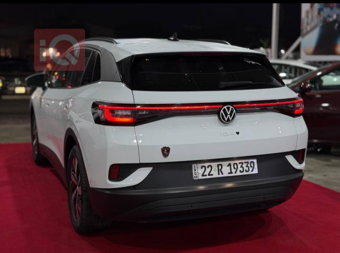 فولكس واگن ID4
موديل 2023..فول كهرباء 
شحنة الواحدة تمشيك 500 كلم
حادثها جامرلغ واحد ..بدون دواخل 
وقطعتين كلير امريكا..
مرقمة اربيل..باسمي 
موجود بكركوك..سعر 175$
***********
