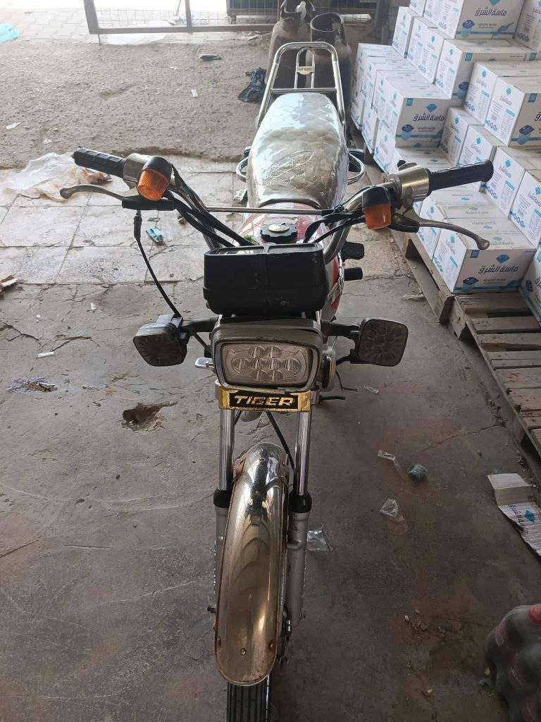 سلام عليكم
اورق سكنر م//2020
350 قفل الديوانيه 
***********
