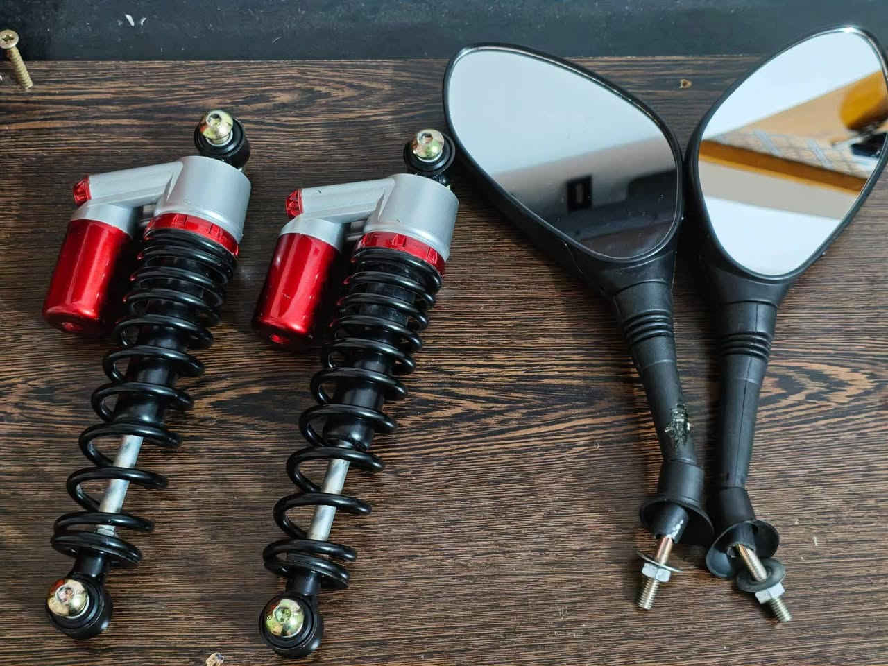 دراجة شحن وكيل العارضي 📍 🏍️
دراجة نظيفة استعمال قليل 
ملف 1000w
بطارية 60v و 16 امبير
خمسة باتري شد جديد
سرعة بالويز 50 حقيقي
مسافة تمشيك من 40 كيلو الـ 50 حسب سرعتك
الدراجة جديدة وما عايزة شي بعده لوك
مري ما مشدودات من اول ماخذته ودبلاته الاثنين مثل ما بالصورة شالعهم علمود الطسه تصير خفيفه لان هيه مال شخصين واني شخص واحد
السعر 390 بي مجال قليل للشراي 
مكاني نجف حي الزهراء
مكفولة من كلشي للاستفسار واتساب ***********
