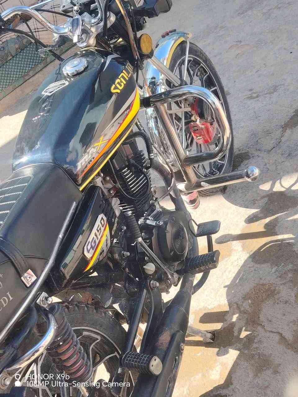 السلام عليكم سونلك 2024
سعره ٦٨٥ وبي مجال بسيط *********** مكاني يم جنسيه
