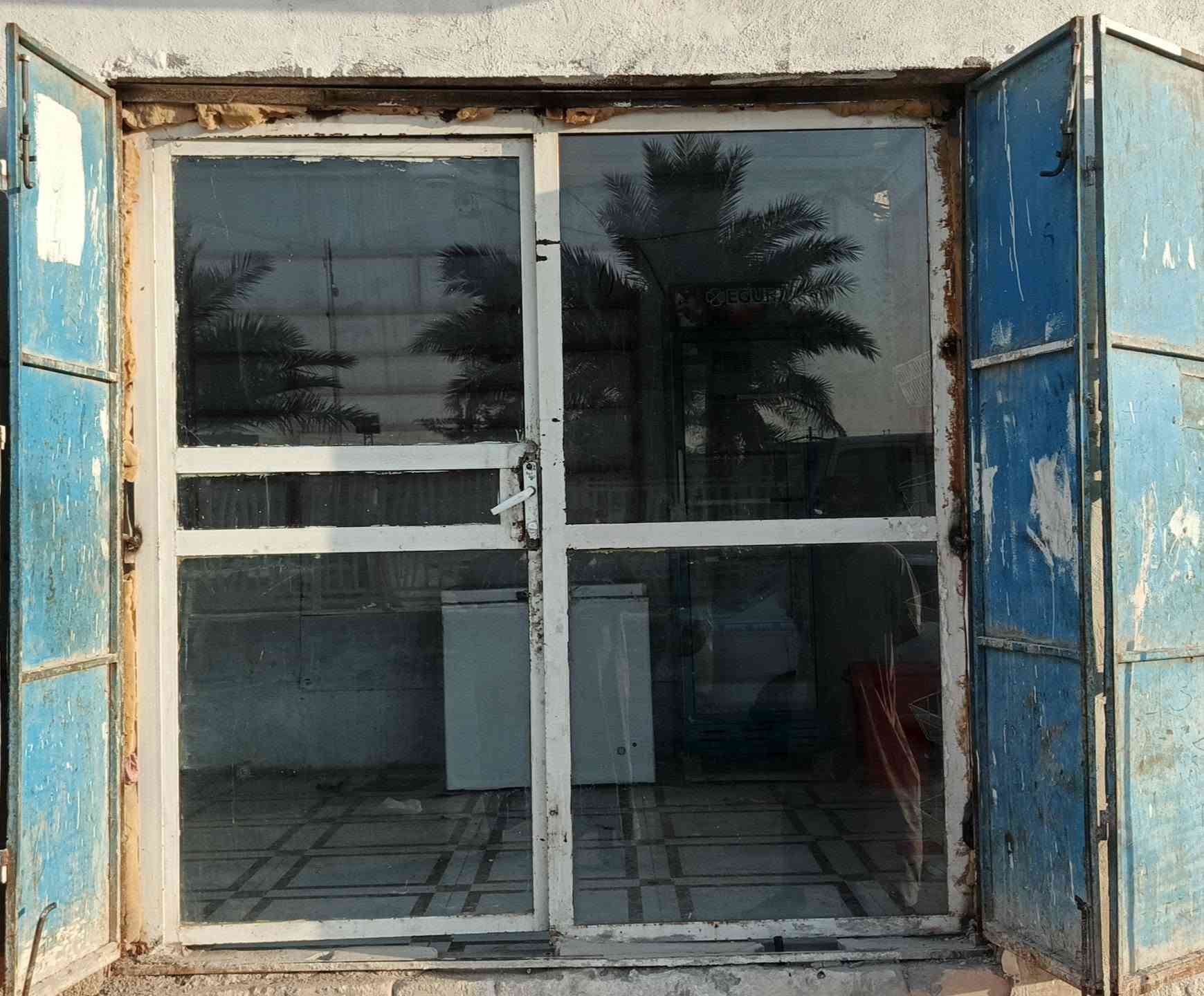 سلام عليكم خواض غراض محل البيع بكاني البصره قضاء زبير ***********
