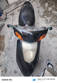 دراجه بريز نقصهة عقل لين بلمشي تكطع والكابريتر تجار بس الله شاهد سعرة ...