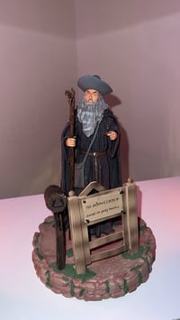 غاندالف • سيد الخواتم • تمثال