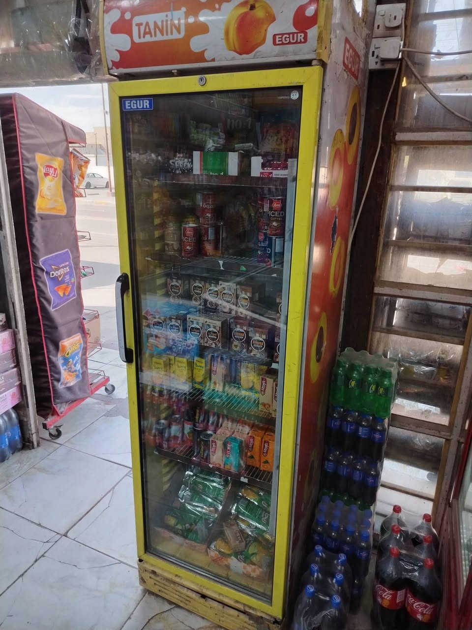 السلام عليكم 
عارضه ايكور مستخدمه 
شغلها خير من الله
السعر 175ألف 
العنوان الغزاليه شارع المركز موبايل ***********
