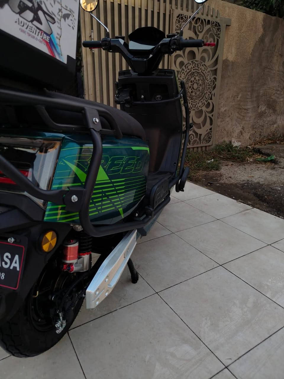 البيع
900 
بغداد 
حي عامل 
***********
جديد ونضيف
