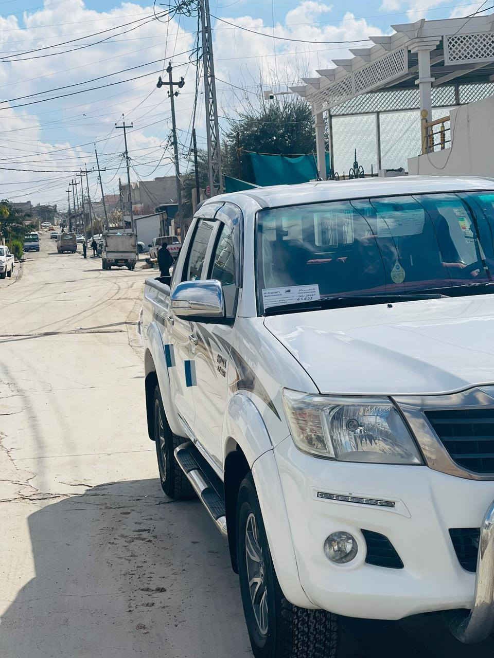 تويتا مرزيه دبل اكسل موديل 2015 ناو سور  130كيلومتر روشتون رقم سحب كيه
***********
سعري242
رسمي فحص كم داناوه
ساره كه زور زور جوان ماوتوه
كيرا مكين  كشتي به شرت كركوك, العراق
