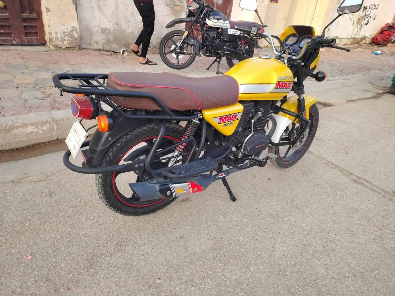 دايوان البيع موديل 2022 رقم واسط كفاله عامه سعر مليون 850 وبيه مجال مكان واسط كوت قضاء الحي رقم ***********
