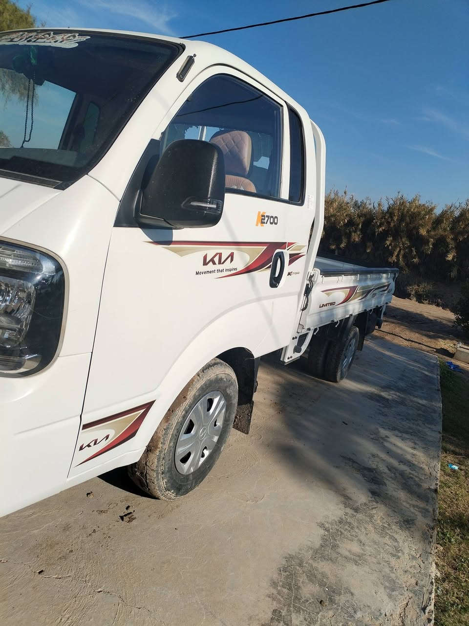 السلام عليكم سياره للبيع موديل 2024مكفوله كفاله عامه السياره نظيفه احلا من الصوره ماشيه 50الف رقم بغداد تحويل ثاني يوم  المكان بابل جبله اكثر الاستفسار ع الرقم التالي ***********
