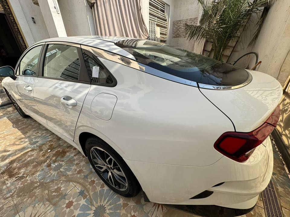 K5 خليجي 2021
مكينة 2000
ماشية 55 الف 
مكفوله بيه رصعات بسيطه  
السياره ما بيه اي نقص شرط 
185 بيه مجال حق جيتك 
***********
