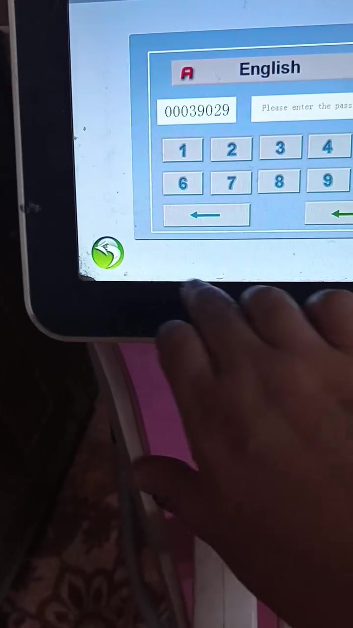 سلام عليكم ليزر سكايه استعمال قليل لجهاز أزالت شعر + ليزر كاربوني+ أزالت وشم أزالت تاتو ليزر آر آق 
مكاني بصره 
سعر خاص خاص واتساب فقط 
***********
