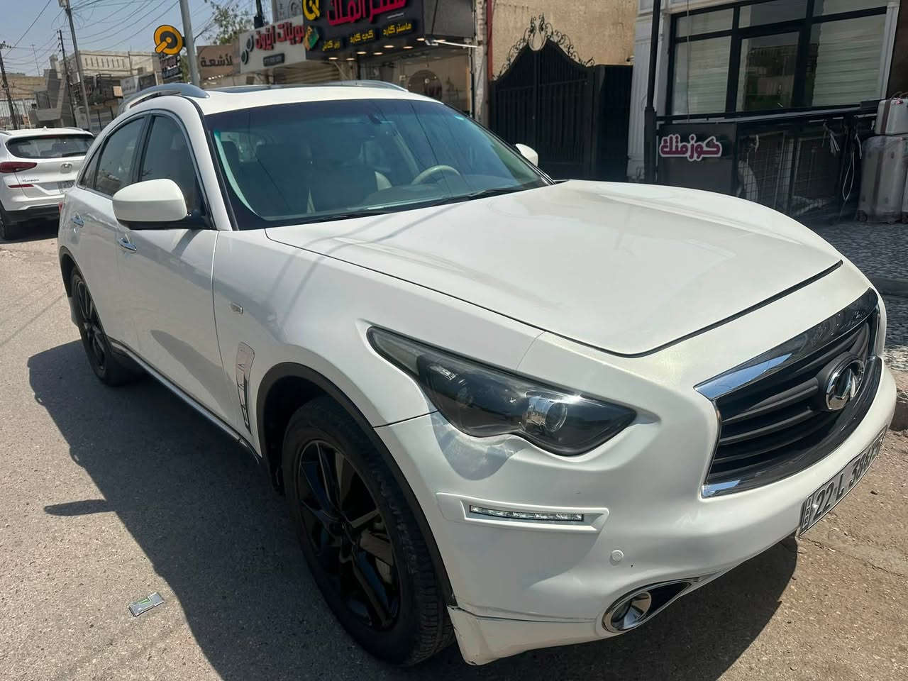 السلام عليكم
للبيع أنفنتي fx2012 خليجي 
بيها قطعة وحدة فقط تبديل باب السايق 
والباقي مكفول من الصبغ 
فول مواصفات  1 / 1 شفتات ستيرن تحكمات كاملة 
فتحة سقف ويل كب حجم 20 
تبريد قطعتين 
ماشية 200 الف كيلو 
رقم أربيل تحويل مباشر 
مكاني بغداد الغزالية 
للأستفسار ***********
