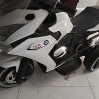 دراجه شحن عوزها باتري قيم وخذ باسكل ومرجوحه البيع بغداد المعامل 077246...