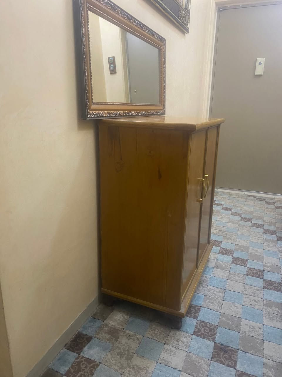 مدخل شقة 

جزامة صاج تكمة مع مراية للبيع


**إذا كنت صاحب هذا الإعلان وتريد حذفه لأي سبب، رجاءا أرسل رسالة إلى الدعم الفني**