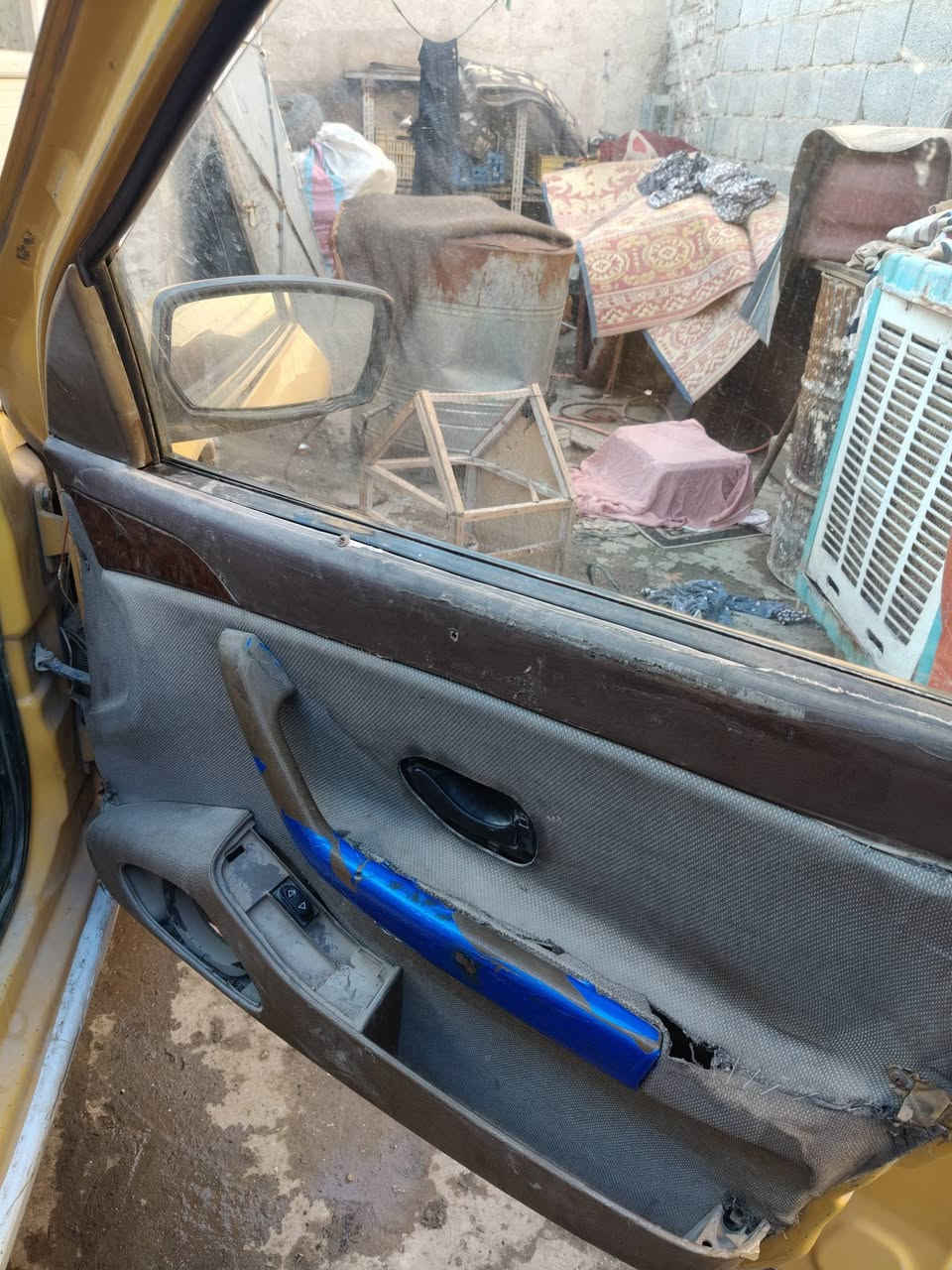 السلام عليكم
من رخصت الادمن...
سمند للبيع موديل 11سياره حلوه وجاهزه 
مكينة وكير كفاله وشواصي كفاله سياره خير من الله 
رقم ميسان السنويه لل 28 
السعر 19وبيه مجال بسيط 
مكاني كربلاء 
***********
