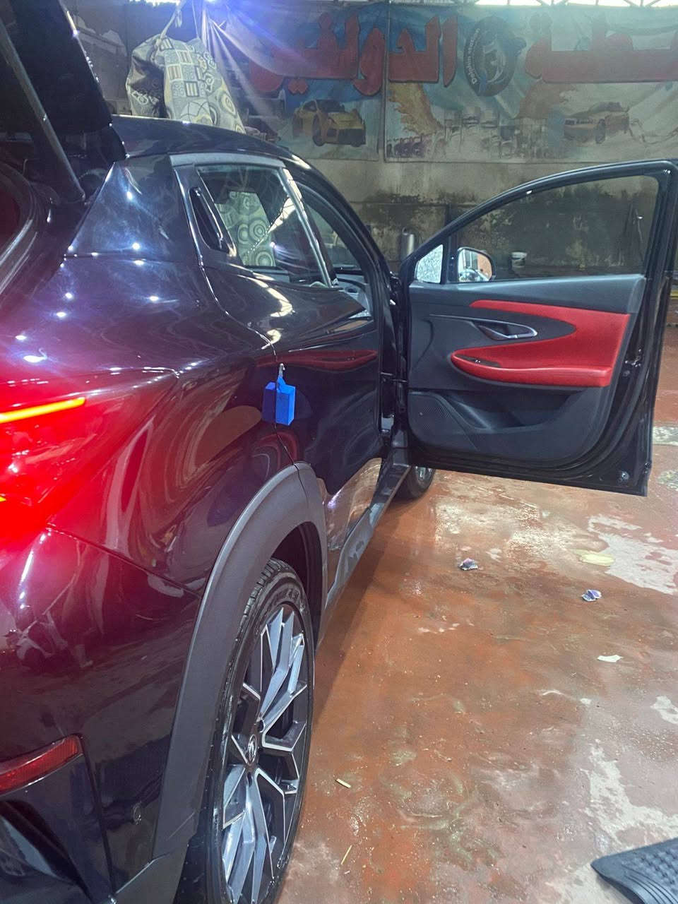 سلام عليكم شانجان يوني تي موديل 2023 بعده بضمان الشركه سعره 14مليون وبيه مجال  وباقي مطلوب 18مليون تسديد الشركه كل شهر 730 تواصل اكثر عله رقم تالي ***********
