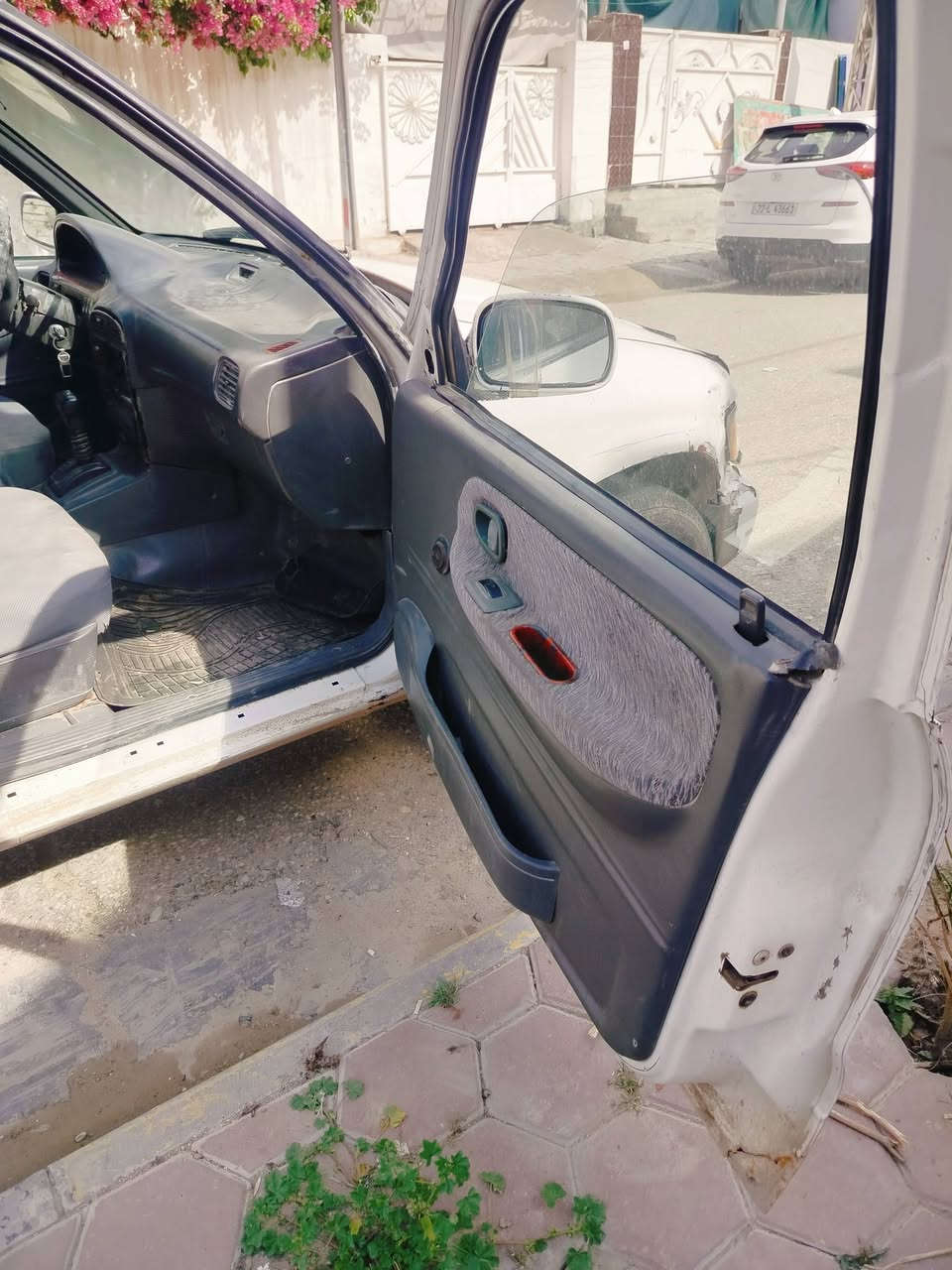 سلام عليكم ،،
كيا سبورتج 96 انبار تحويل مكينه تبخر وكير البك يفلت 

السعر  / 25 $  مكانها  /واسط / العزيزيه 

للأستفسار / *********** / 
                  ***********
