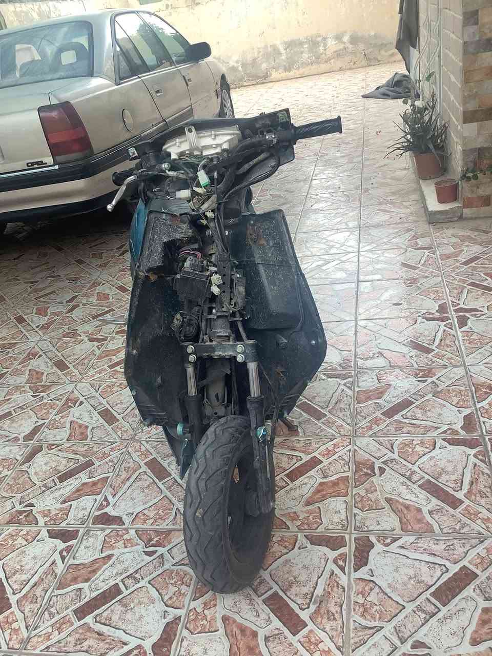 سلام عليكم ، دراجه ماكس سكنكس ، بلأصل صيني بس لمحرك محور ياباني ،كفرات اماميه موجوه بس تحتاج تصليح ، اوراق موجود بيها مروريه ، الي يحب يعرف السعر يراسلني على الخاص 🩵.


**إذا كنت صاحب هذا الإعلان وتريد حذفه لأي سبب، رجاءا أرسل رسالة إلى الدعم الفني**