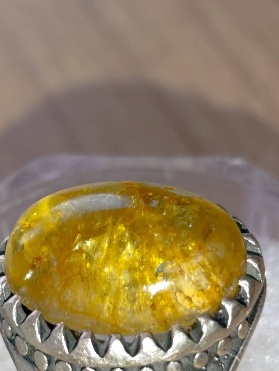 خاتم فضه متوج بحجر السترين الاصلي الطبيعي الغير معالج.
0924121481 واتس 
0913682692


**إذا كنت صاحب هذا الإعلان وتريد حذفه لأي سبب، رجاءا أرسل رسالة إلى الدعم الفني**