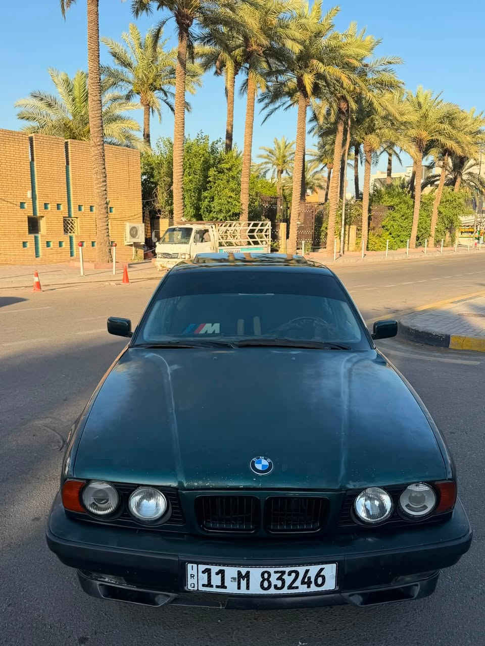 السلام عليكم
للبيع 525 موديل 92 
محرك مسكر فاينوس كير اوتو 
سلايد بجم عريض ستيرن ايرباك ويل خليه تخم تاير جديد منضومه تبريد جديده 
السياره بلاديه مكفوله من الضربه والصبغ كلشي بالسياره شغال كهربائيات صدر امامي خلفي جديد كير ومحرك مكفولات نضافه الغرفه 80‎%‎ رقم بغداد جديد بسمي تحويل هزه جديده مكان السياره بغداد السعر 58 وبيها مجال ***********
