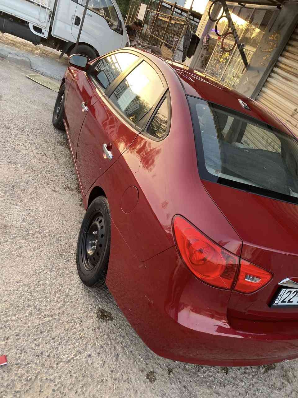 السلام عليكم الانترا ٢٠٠٩متؤمه رقم وسنويه نكليزي شرط الحاسبه شررط سياره امريكي كصه جنطه فقط السياره كير مكينه حداديه تبريد عالفحص وربع متذب عليه مكانه حله رايده ب٤٧بيه مجال رقم تواصل واتساب ***********
