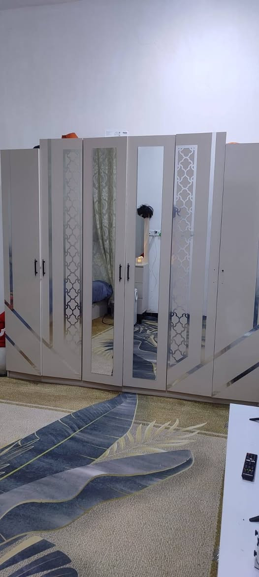 للبيع القنفات ٦٠٠ وبيهن مجال الغرفه ٤٥٠ وبيها مجال ميز البلازما ٧٥ وبي مجال محل للايجار شارع ابو هيثمقريب عن مجمع الرحمه الطبي للاستفسار اتصال واتساب ***********
للبيع القنفات ٦٠٠ وبيهن مجال الغرفه ٤٥٠ وبيها مجال ميز البلازما ٧٥ وبي مجال  للاستفسار اتصال واتساب ***********
