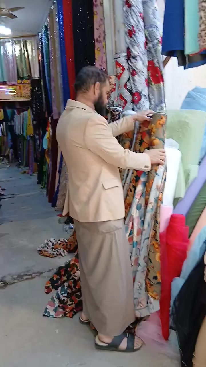 السلام عليكم عرض خاص كشمير خامه اصلي ايطالي3قطع بتسعه سعر القطعه الوحده 3000دينار العنوان اقمشت ابو رضى العيساوي مقابيل سيد صالح ابو السفريات


**إذا كنت صاحب هذا الإعلان وتريد حذفه لأي سبب، رجاءا أرسل رسالة إلى الدعم الفني**