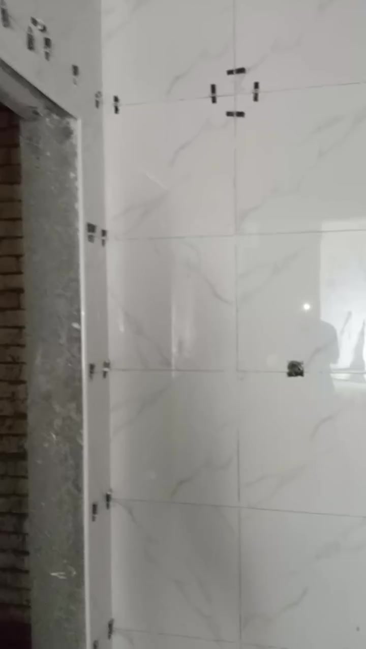 السلام عليكم خلفه مصري درجه اوله بخدمتكم ***********
