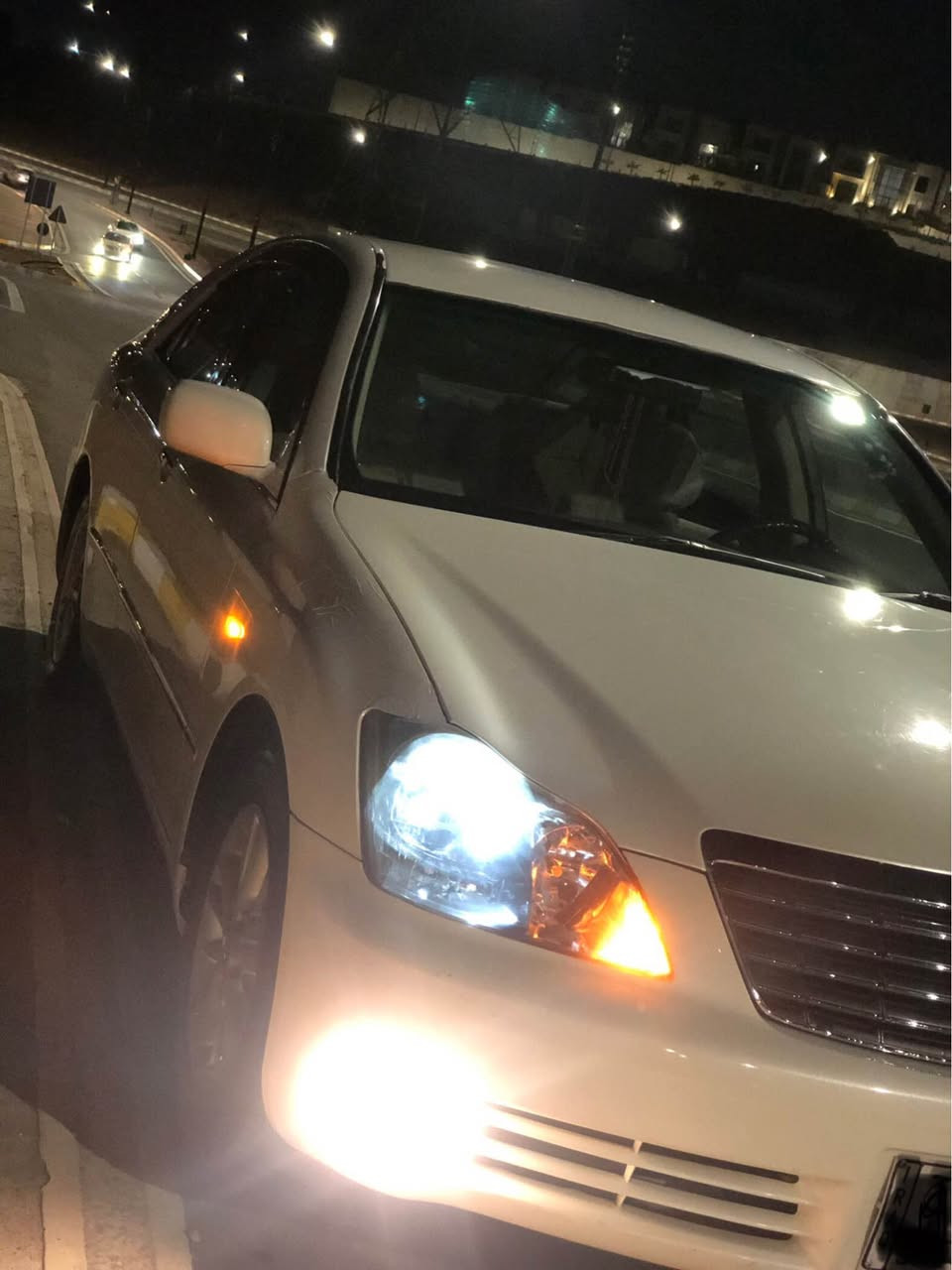 شاهينه ١٨٢ گه وره به گه وره
سه ياره كه ساخه موس و براوه به شه رت
گير مه كينه به شه رت
سونه ريم داناوه
٤ تايه ي تازه بيشي كامل داگيراوه 
مه جموعه ي سوكاني لوكي بوو به سراوه 
دوكه ل سه وت بوخاري نيه
٣ دوگمه ساج مه له كي په رده
بريكي به ستراوه 
توزي ورده ي هه يه سه ياره كه 
سعري ٦٨ مه عامه له گورينه وه شه كه م به شتي به دلمان بي شويني سه ياره كه سليماني
***********
*********** 👈🏻 viber watss app له سه ره السليمانية, العراق
