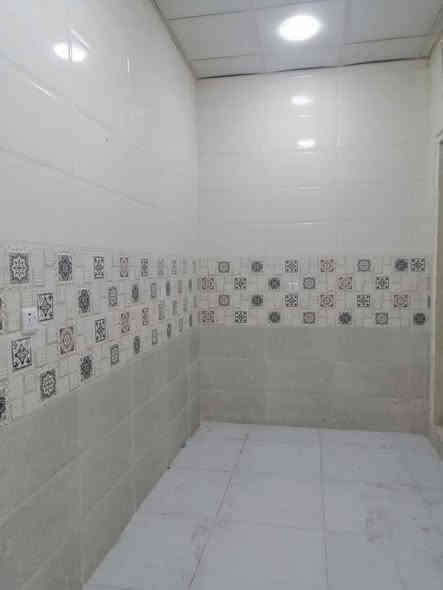 للأيجار... 
مشتمل جديد بناء حديث مساحة ١٥٠م طابق ثاني يتكون من غرفتين نوم كبيرة ومجموعة صحية واستقبال وهول ومطبخ ومناور داخلية وبالكون ودرج خارجي معزول مجهز بسخان ماء وتانكي كبير... يقع في القادسية حي الجامعة على شارع الغابة الرئيسي قرب مستشفى صلاح الدين ومول الاسرة وقاعة أفين... سعر الايجار فقط ٢٥٠ الف دينار قفل
للمعلومات الاتصال على الواتس اب الرقم ***********
