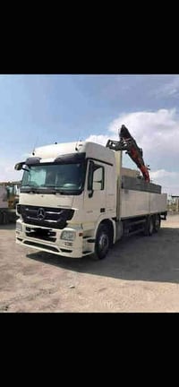 كرين بلوك بو فرؤشتن.موديل2010 فول مصاتا كرين بيافگر15000 .ژماري تلفون0...