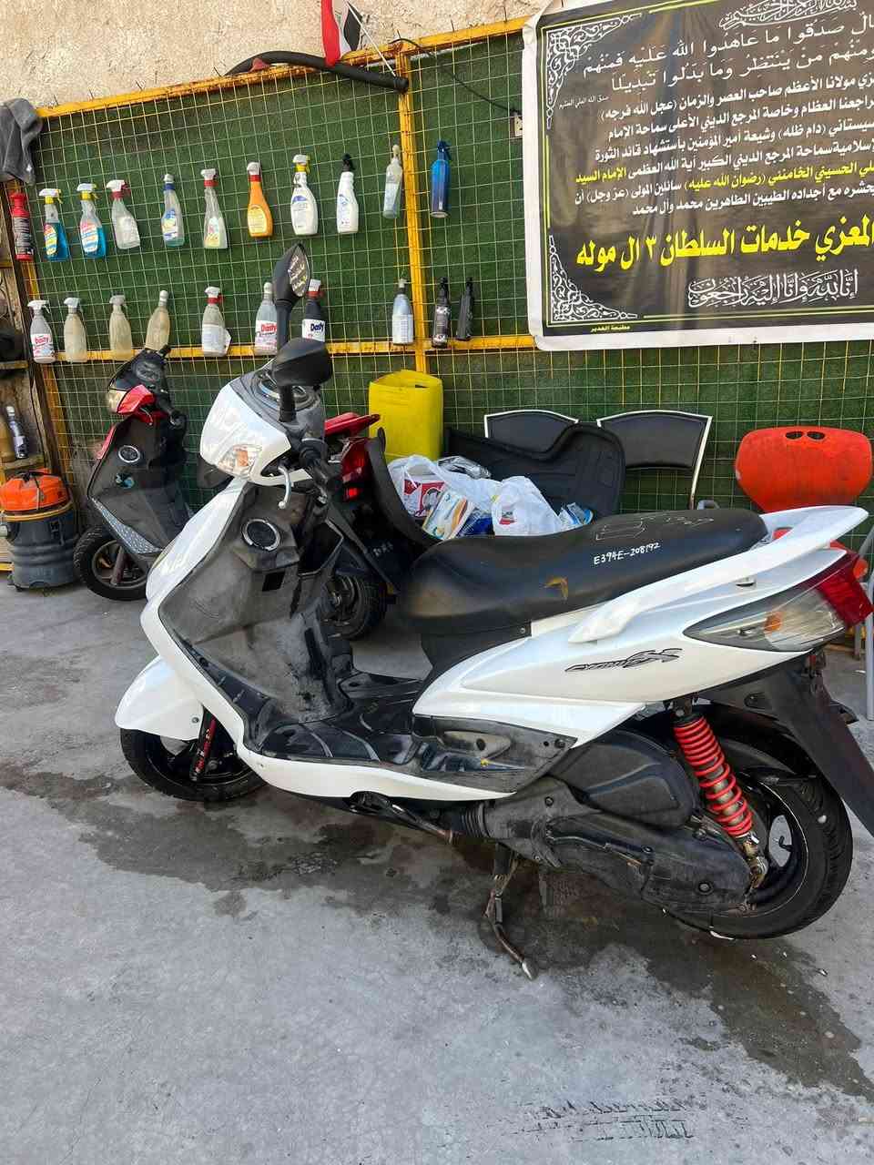 مرحبا دراجه سكنس فعل كابريتر مامفتوحها السعر 800 وبيها مجال لمكان بغداد الهاتف ***********
