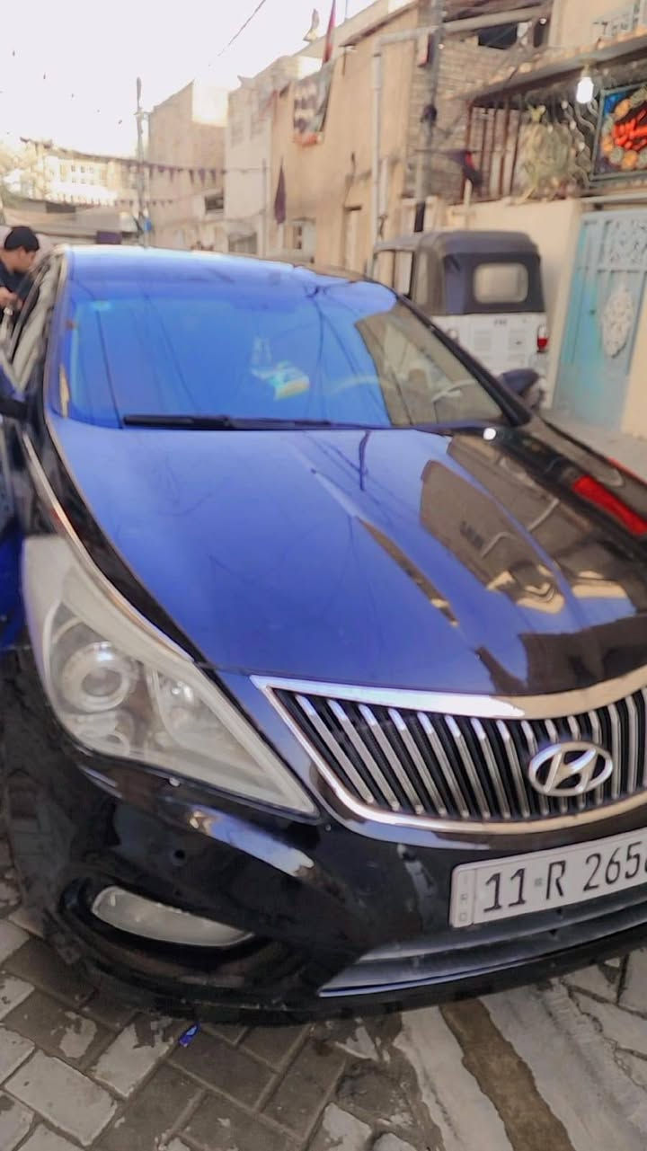 ازيرة موديل 2013
فول مواصفات Vip
وراد امريكي
حادث جاملغ خلفي بدون داخل 
سيارةة خير من الله 
مكاني بغداد  
الرقم
***********
العسر 110
