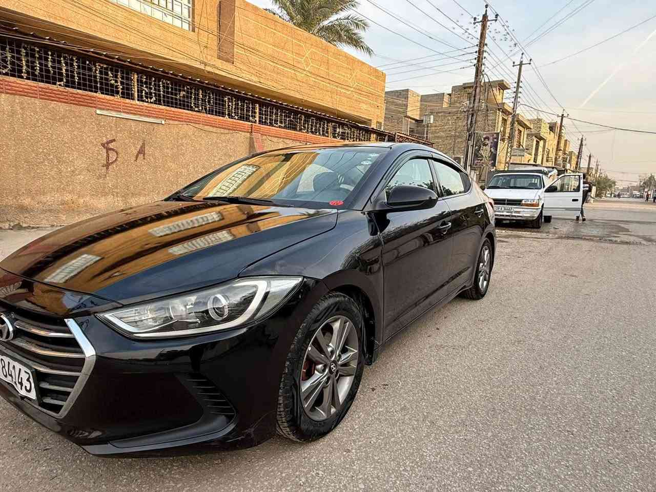 سلام عليكم اخوان النترا موديل ٢٠١٨ للبيع السياره كلش نضيفه تبديل بنيد فقط ليبل واحد السياره نص مواصفات ما ناقصها شي صدر جديد مكينة و گير كفالة عامة مكاني الدورة ابو دشير السعر ١١٨ و بيها مجال كلش بسيط السياره ب الحقيقه احلى من الصور 
ماشيه ١٠٠ الف 
***********
