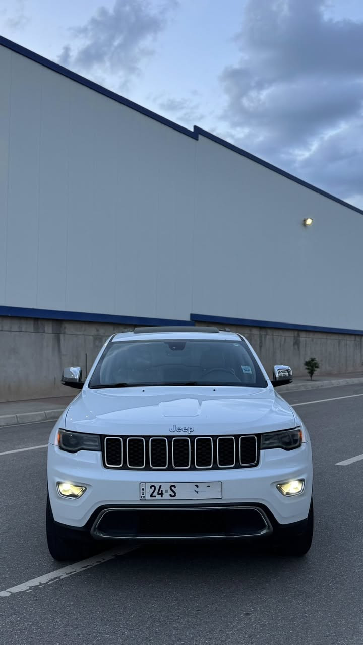 Jeep Limited 2017 

جيب كراند شيروكي ليمتدد فول بدون دبل موديل 2017 
بدون صبغ فقط قطعتين تبديل شركة نفس اللوان بدون دواخل بدون ايرباك ماشية 100الف ميل فقط 

بسعر مناسب : 192 $

مواصفات : 
*بصمة
*بانوراما 
*كشنات جلد
*تدفى وتبريد كشنات 
*تدفى بالستيرن 
*صندوق كهرب 
*حساسات 
* خزن كشنات 
*كشنات كهرب 

وباقي مواصفات معروفة 

مكانها دهوك معارض الجديدة 

للاستفسار الاتصال على الرقم 
***********
