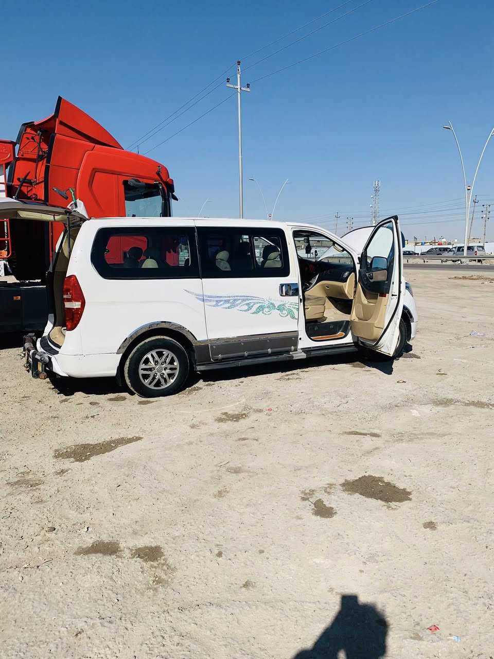 السلام عليكم ستاركس موديل ٢٠١٩مفتوح اصل محوره مسكر ١٢قبق اسود حداده تبريد جاهزه من كلشي رقم بصره غير مكفوله مجفيه ومعمره غير مكفوله السعر ١٧٥ وبيهه مجال  *********** اتصال فقط
