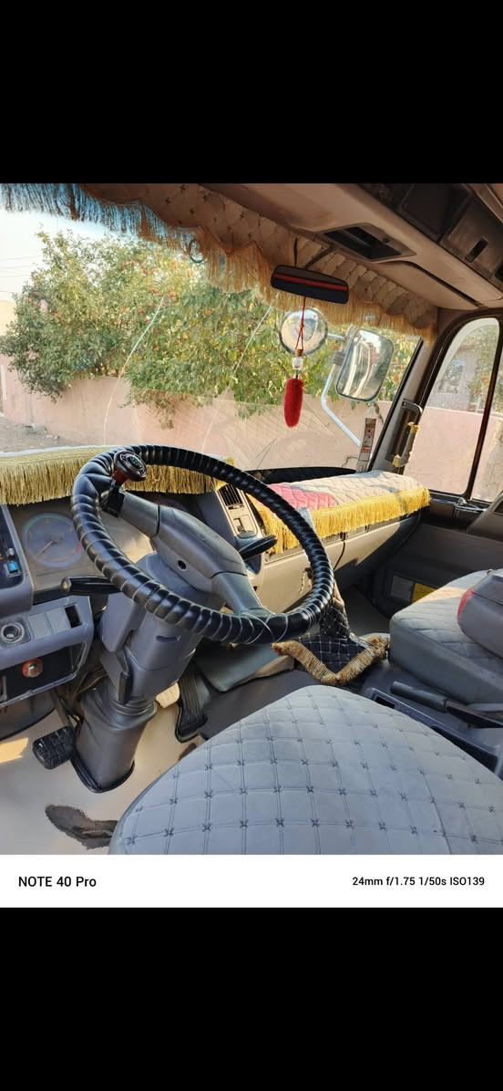 هينو انكر للبيع موديل ٩٥ سعر ١١٠ العنوان واسط الصويره
الموبايل ***********
