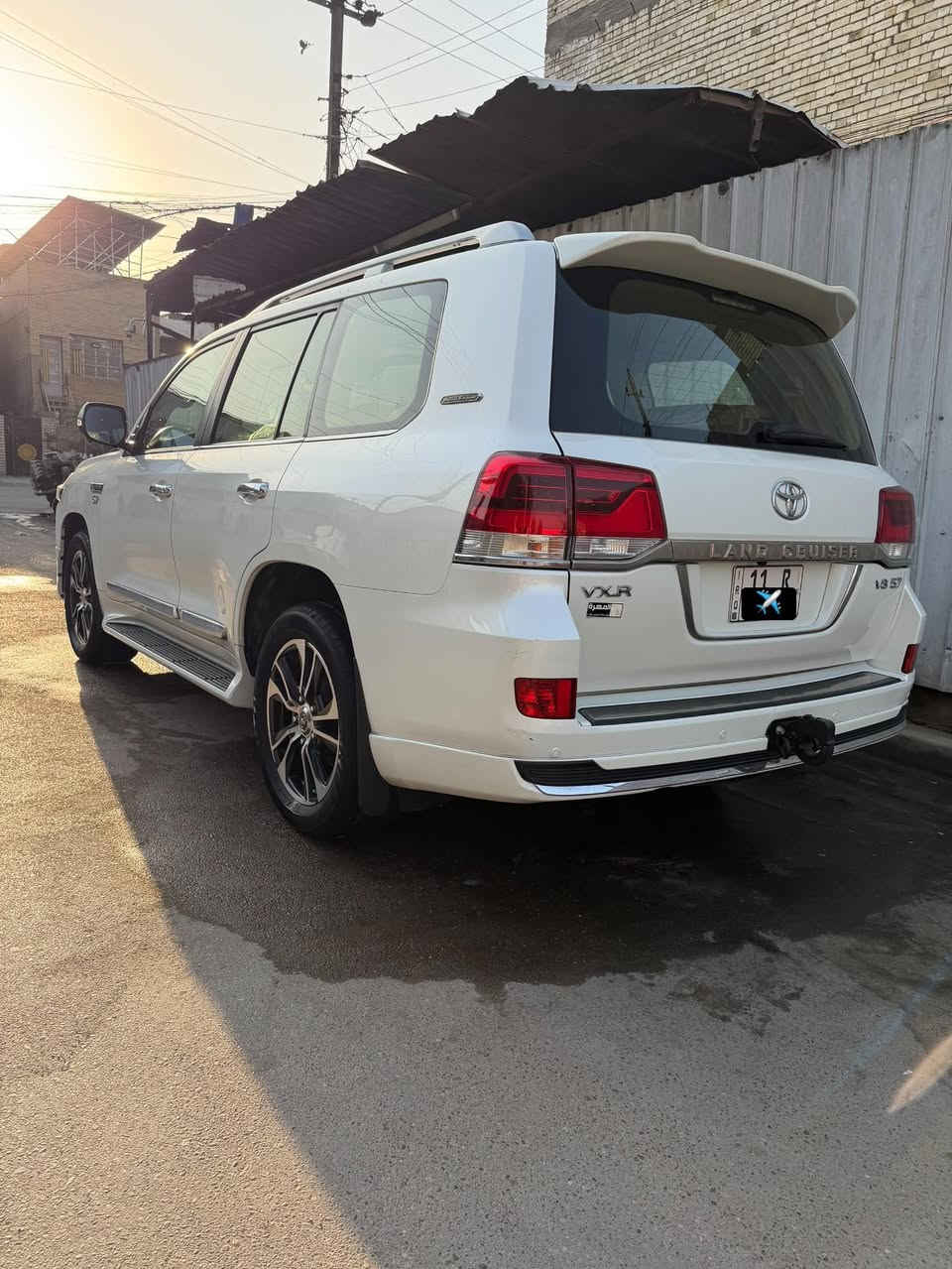 السلام عليكم للبيع لاندكروز VXR مديل 2021 حجم المحرك 8 سلندر 5700 سياره ماشيه 45 مكفوله كفاله عامه عله وضع الشركه رقم بغداد مواصفات VXR فول الفول معروف مكان بغداد 
الاستفسار 
‭0770 245 7097‬
