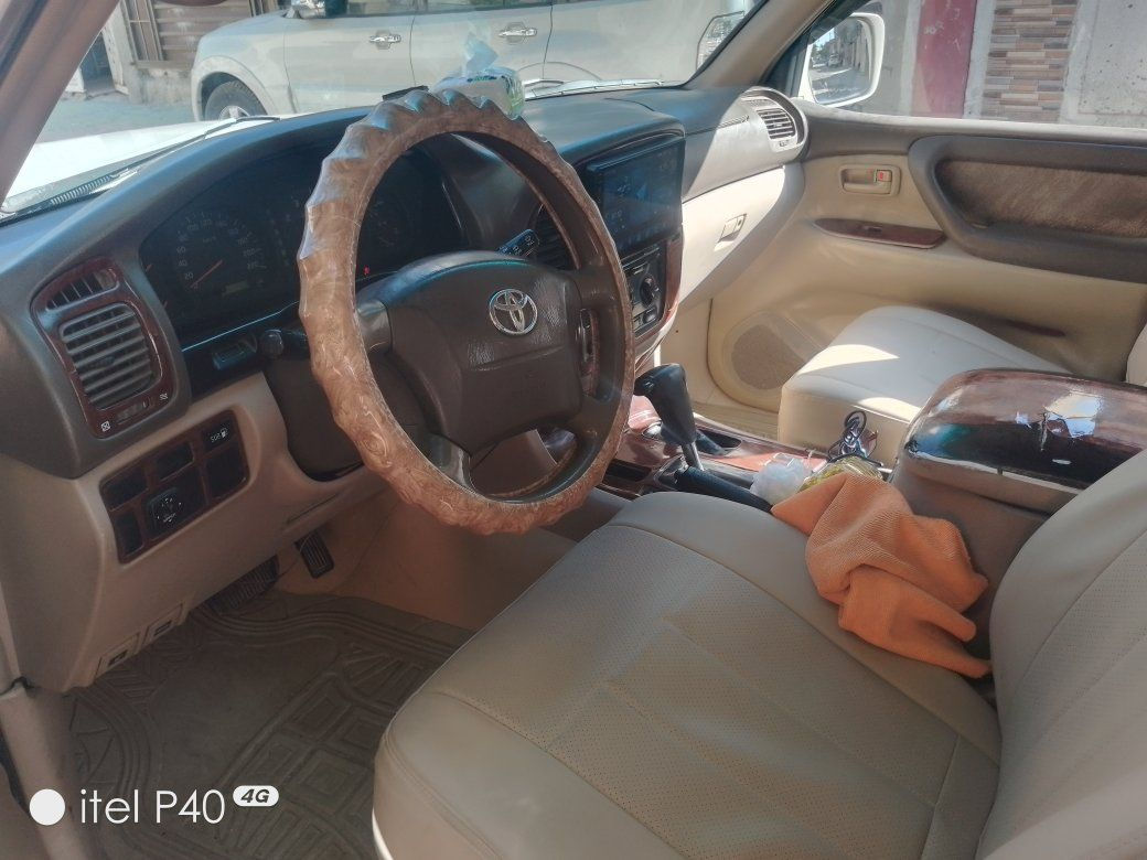 لاندكروزر 2001 خليجي رقم نجف مشروع وطني بسمي تبريد ثلاث قطع أرضية دوشمه شاشه كامره جديد  بصمه كير مكينه صدر  خير من الله جيك دهن وماء وتوكل سعر 140 توصل ***********.
مكان سيارة بغداد
