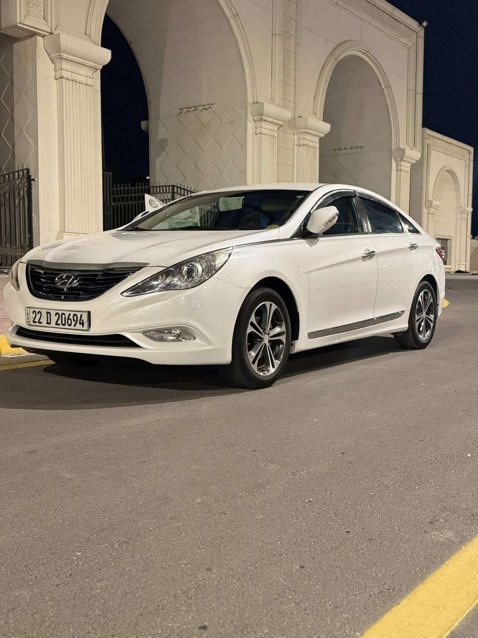 سوناتا ٢٠١١ خليجيه محرك ٢٤٠٠دوش فول مواصفاات عدا الفتحه ***********مكان كربلاء مكفوله عدا صبغ بسط يم قبق البانزين
