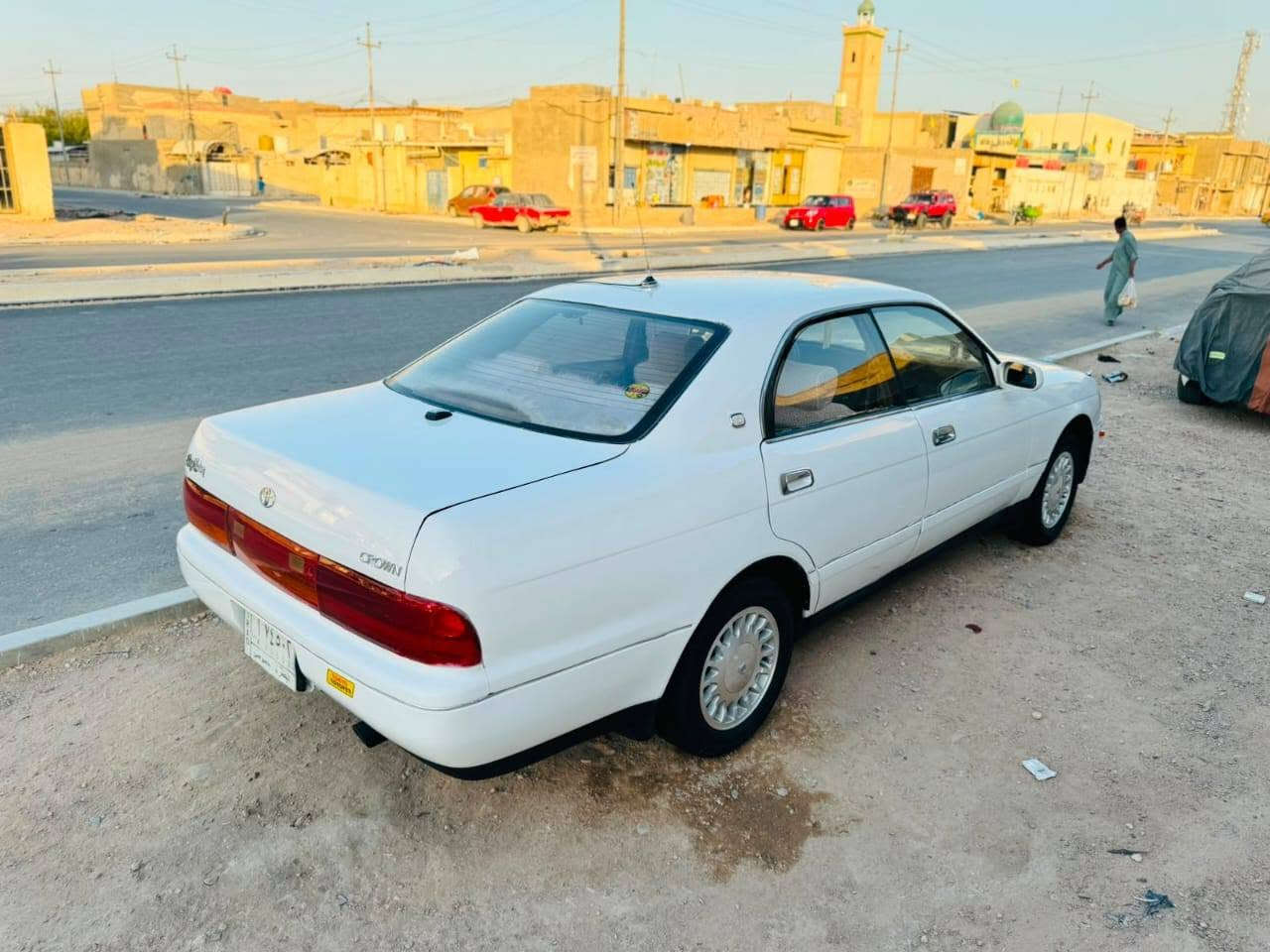 سلام عليكم من رخصت الادمن سيارة بطه متصل للبيع موديل1991 سيارة مكفولة من الكصه والنغل والعيب الشرعي تبريد شغال هستوا مسوي🥶  رقم سيارة بصرة اليف مشروع وطني سنوية مجددة 2028 مكينه وكير ثنين ونص نضاف تخم تاير وحدادة جدد كهربائيات سيارة كلها شغاله من طول الطول غرفة جديدة مكاني بصرة والسعر 50 وللاستفسار على الرقم *********** البصرة, العراق
