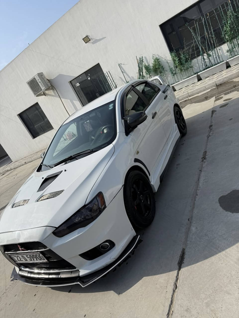 السلام عليكم
لانسر قرش سياره 2017جاهزه من ناحيت كير 
بيع او مراوس حسب القناعه
محرك  2000 خير من الله شفتات ستيرن 
صدر امامي خلفي جديد تبريد تدفأه شغال
شاشه بلاديه وكامره بلاديه
حادثه جاملغ خلفي وبيه مكانات صبغ دواخل كله مكفوله بلادي زنون كامله عالي وناصي رقم اربيل   وبسمنه سياره يعني مو اسم كردي تريد تحويل أو وكاله حاضر اني مكان السياره كفأة السيديه وهاذه رقم*********** 
السعر 105 وبيه مجال لشراي
