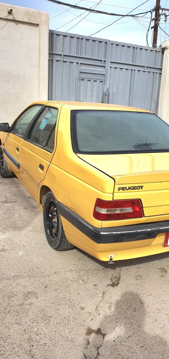 🚘 للبيع – بيجو لميس 2016
بسم الله وعلى بركة الله
سيارة نظيفة ومعتنى بيها استخدام شخصي، مو سيارة تعب سوق.
✔️ محرك خير من الله
✔️ تبريد ثلج
✔️ كهربائيات شغالة بالكامل
✔️ رقم نكليزي جديد
سياره بيه تبديل جاملغ امامي وبنيد  وبيه طخه موضحه ب صوره جاملغ الخلفي الايسر 
✔️ تنفحص بأي مكان تختاره حتى تكون مطمئن
السيارة بيها كل شي واضح وما عندي شي مخفي، واللي يريد يتأكد يجي يشوف بعينه.
💰 السعر 37 ورقة وبيه مجال بسيط 
مكاني جسر ديالى 
اللي ناوي يشتري فعلاً يتفضل خاص، والله يبارك للبائع والشاري.


**إذا كنت صاحب هذا الإعلان وتريد حذفه لأي سبب، رجاءا أرسل رسالة إلى الدعم الفني**